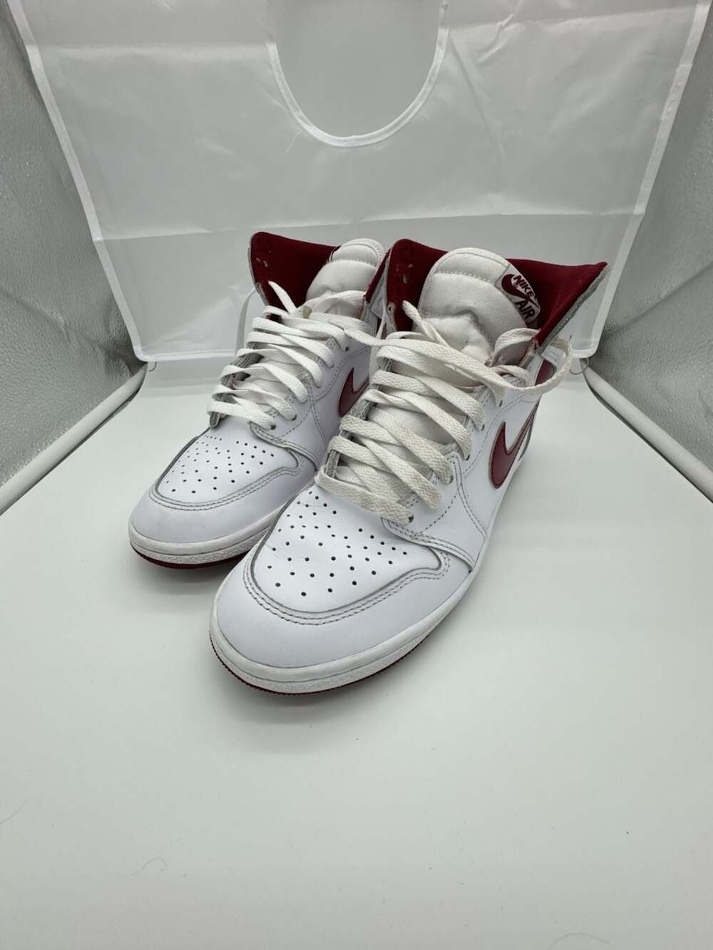 Air Jordan 1 Retro High '85 OG Metallic Burgundy